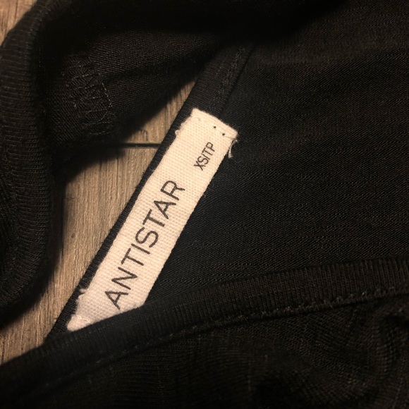 Black Dress - Picture 4 of 4